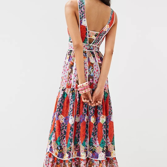 Dress - Picture 6 of 6